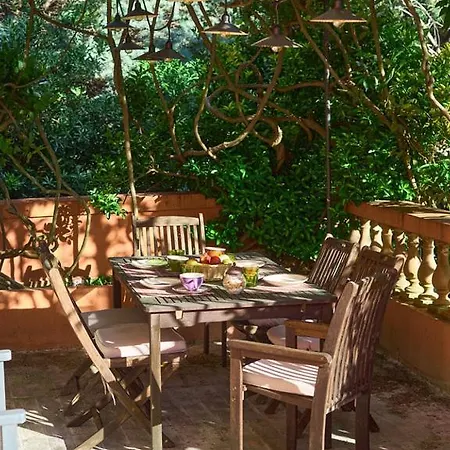 Bastide Les Cigales * Antibes